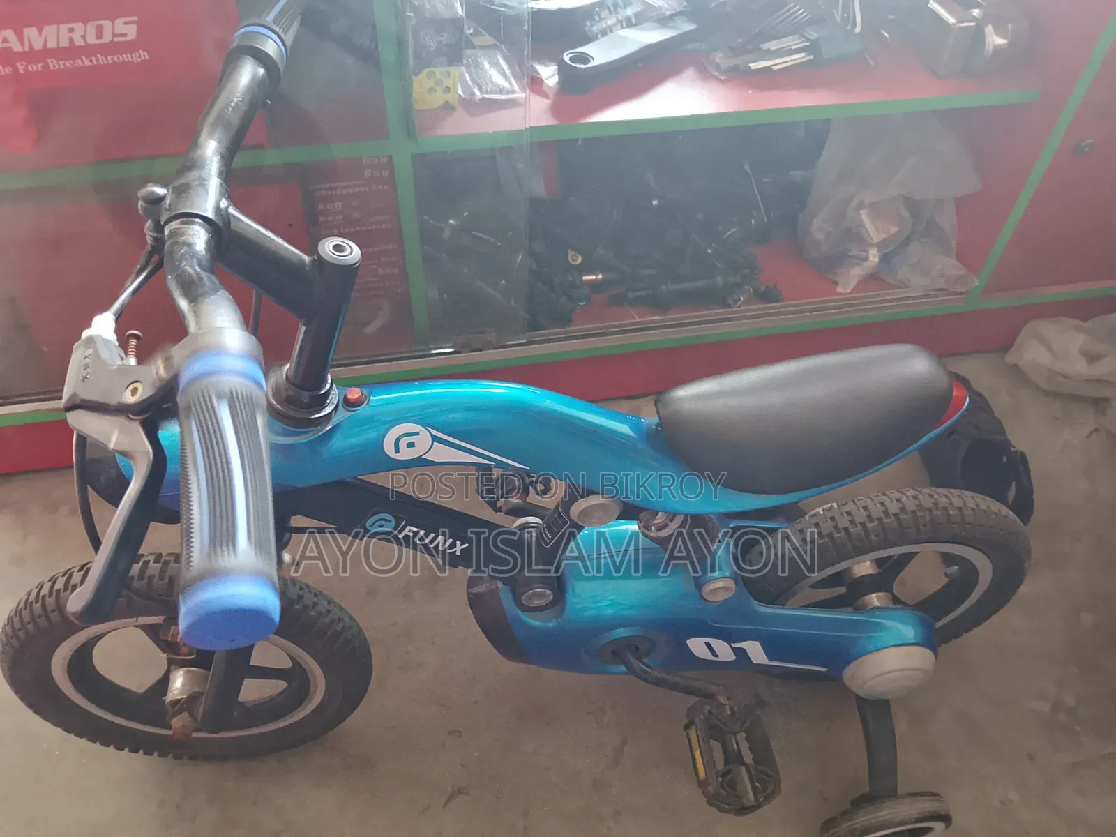 Those who are looking for a bicycle for very small children Funx 01 Size