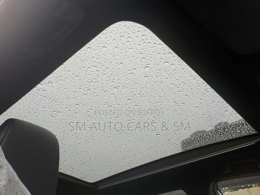 Toyota Corolla Cross 2024 Pearl