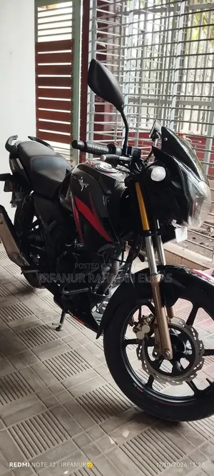TVS Apache RTR 160 2V 2022 Black