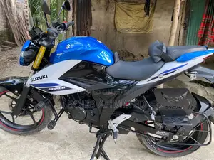 নিউ সুজুকি জিক্সার ২০২৫ ব্লু
