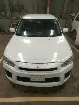 Mitsubishi Outlander 2010 Pearl