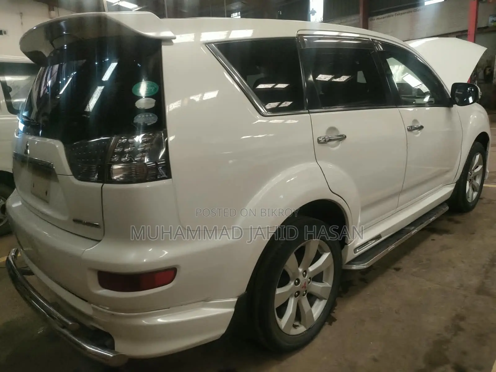 Mitsubishi Outlander 2010 Pearl