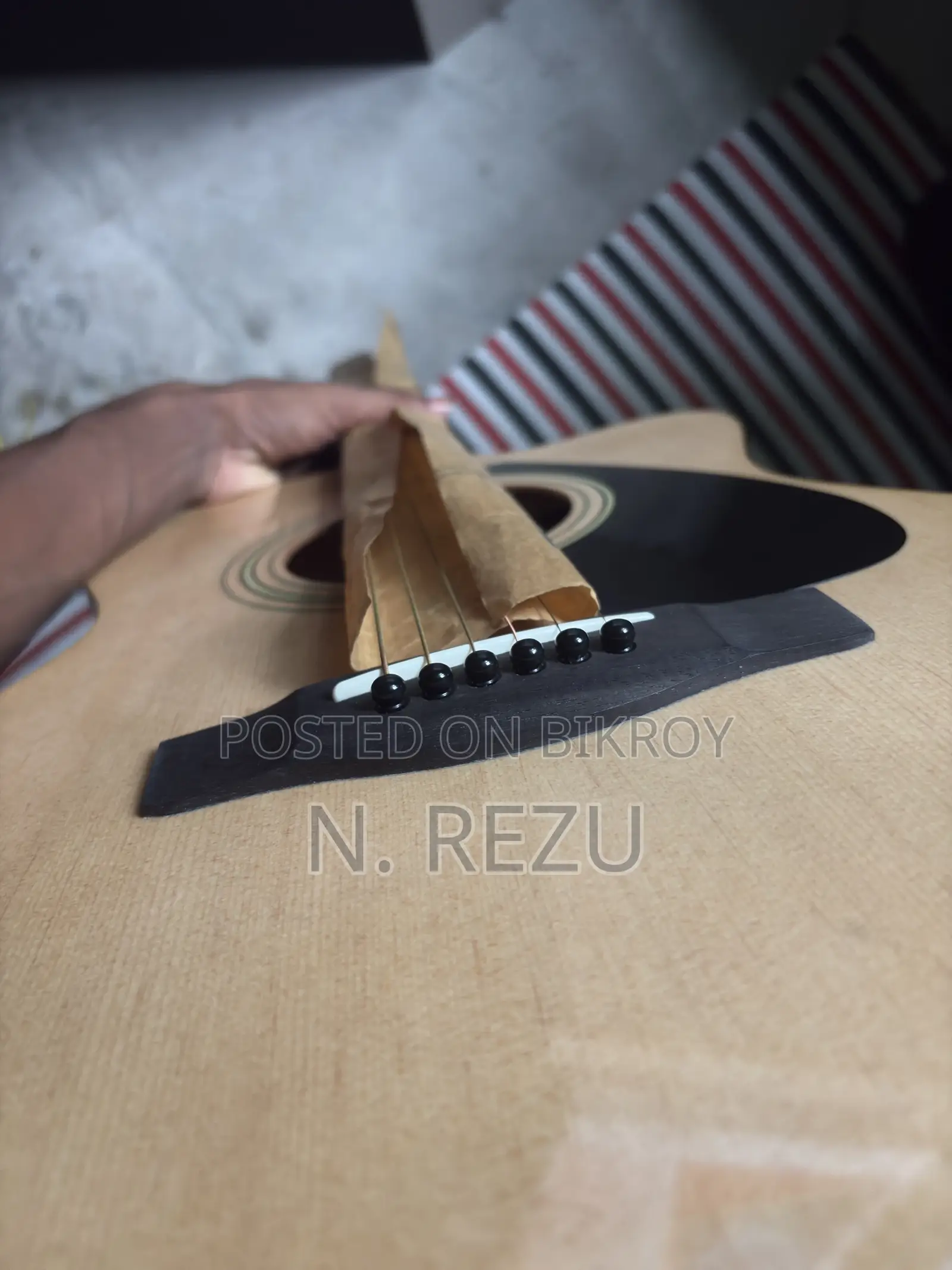 YAMAHA FS100C Acoustic Guitar