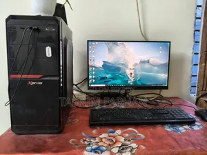 Desktop Computer 8GB Intel Core i5 HDD+SSD 1T