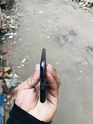 অ্যাপল আইফোন এক্স ২৫৬ জিবি কালো