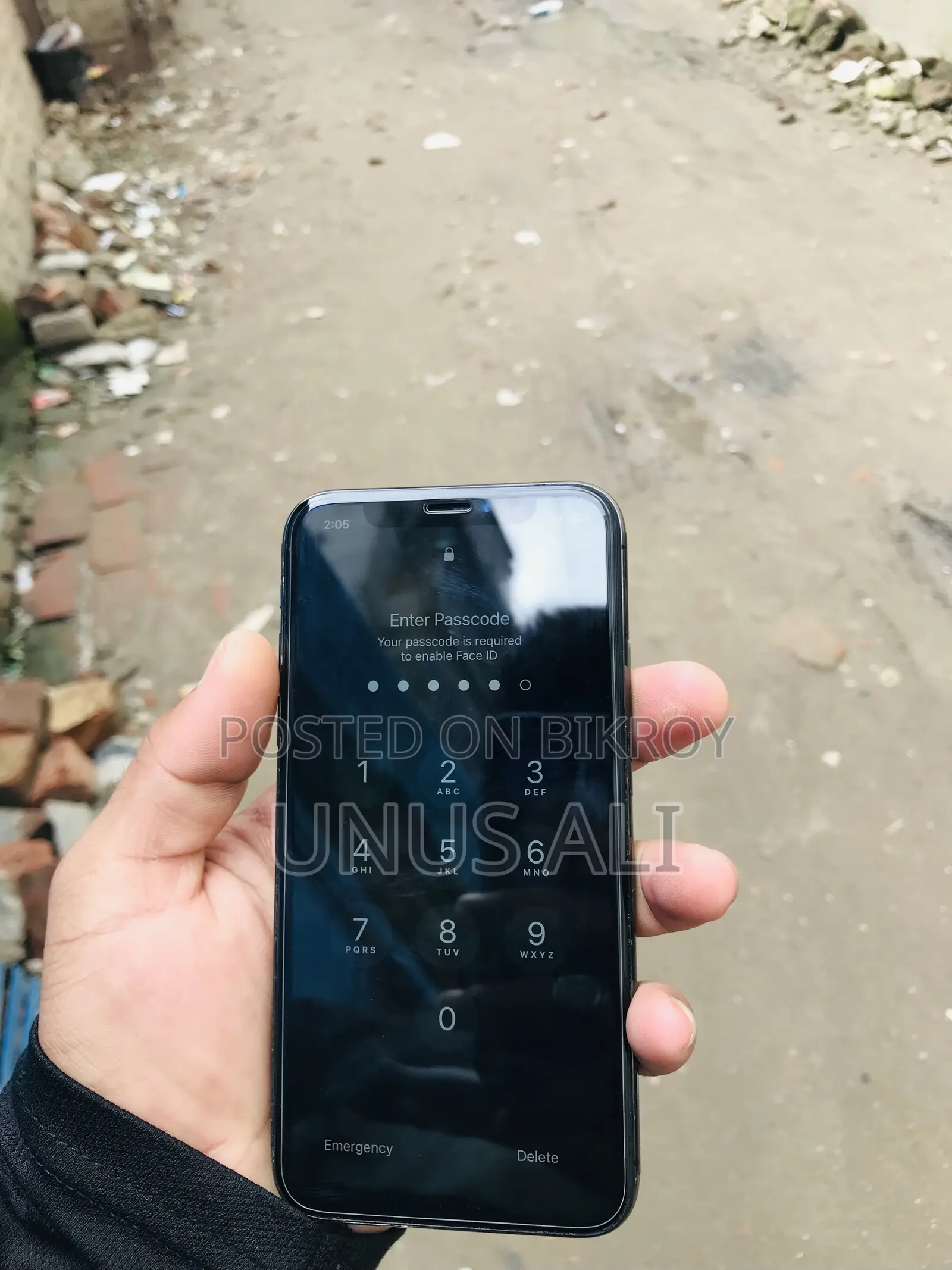 অ্যাপল আইফোন এক্স ২৫৬ জিবি কালো