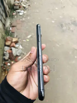 অ্যাপল আইফোন এক্স ২৫৬ জিবি কালো