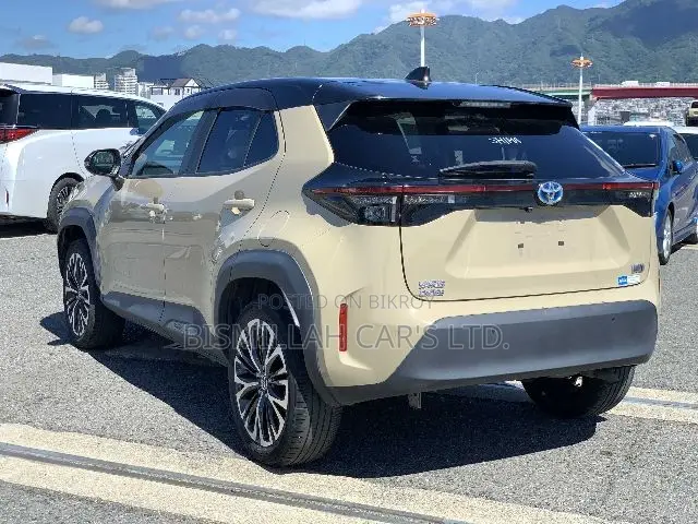 Toyota Yaris Cross 2021 Beige