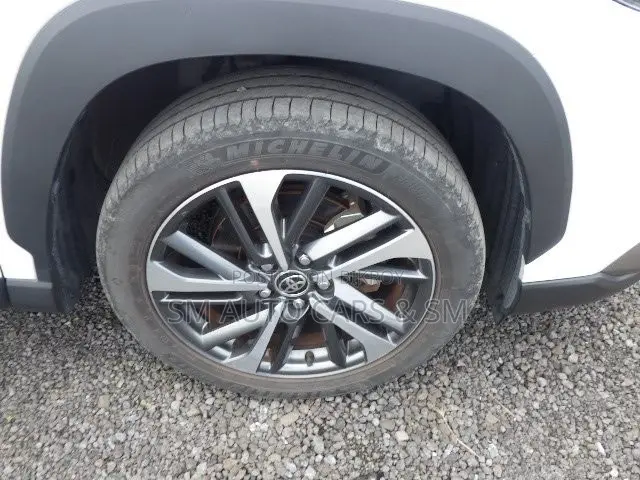 Toyota Corolla Cross 2023 Pearl