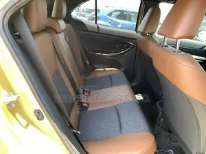 Toyota Yaris Cross 2022 Gold