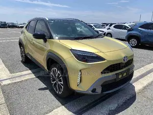 Toyota Yaris Cross 2022 Gold