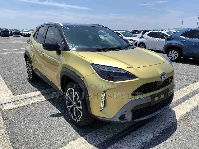 Toyota Yaris Cross 2022 Gold