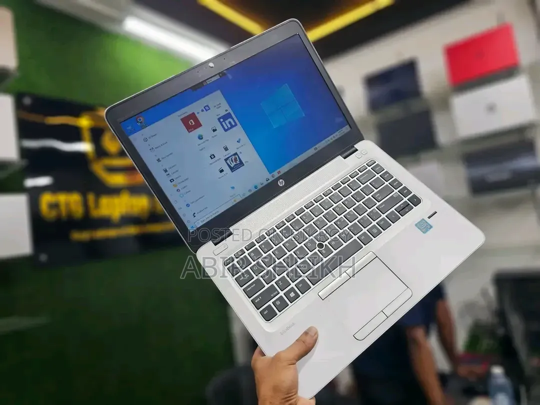 Laptop HP EliteBook 840 G3 8GB AMD Ryzen 5 SSD 256GB