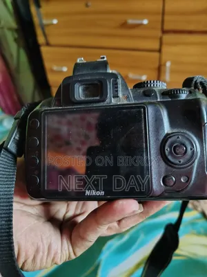 DSLR Nikon D3000