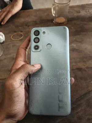 টেকনো ৩২ জিবি