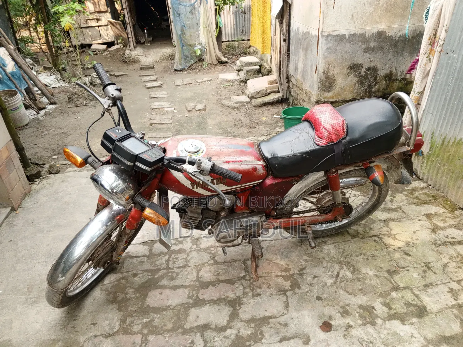 Yamaha 1993 Red