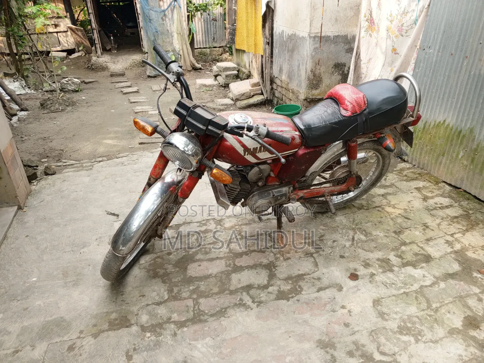 Yamaha 1993 Red