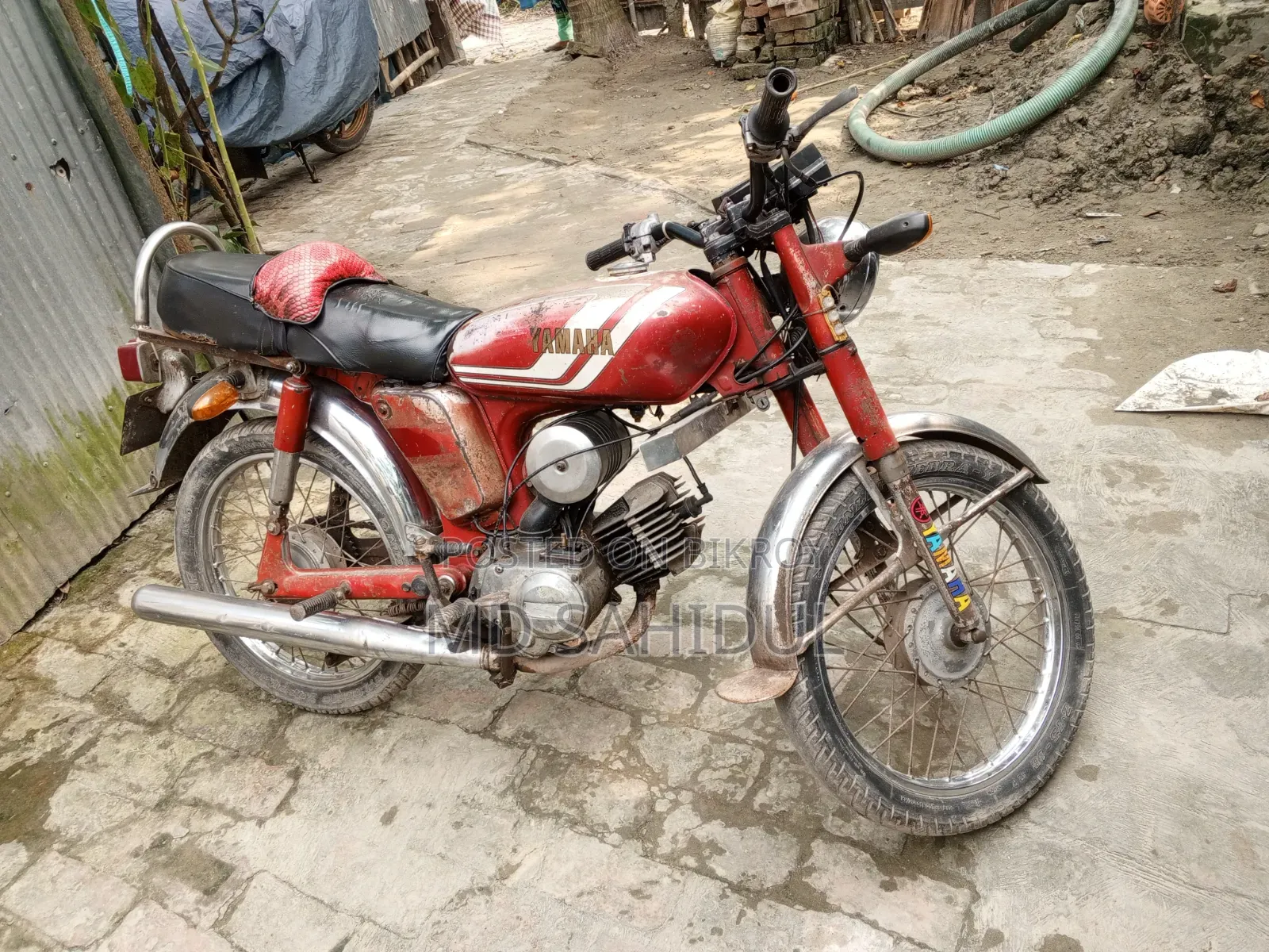 Yamaha 1993 Red