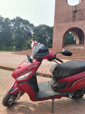 হিরো মেস্ট্রো এজ ১১০ ২০২৩ রেড