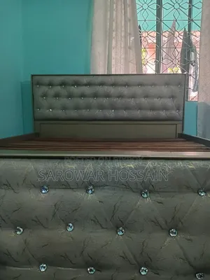6/7 Cushioned Bed
