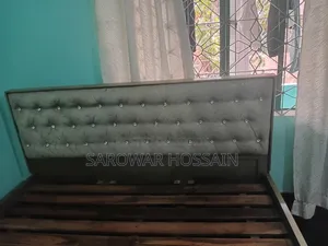 6/7 Cushioned Bed