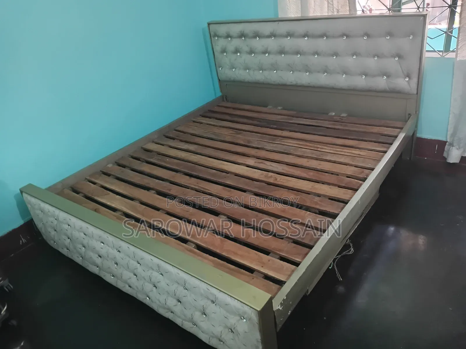 6/7 Cushioned Bed