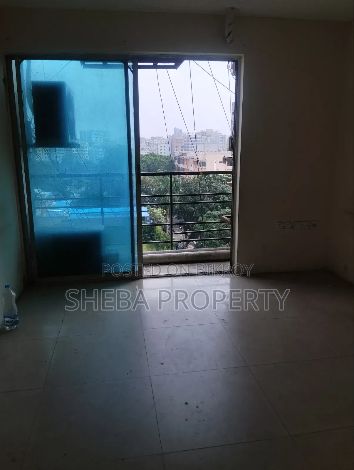 Commercial 1500 SFT Office Apartment for Rent in Gulshan 1 Avenue