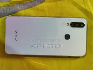 ভিভো ওয়াই ১৭ ২৫৬ জিবি ব্লু