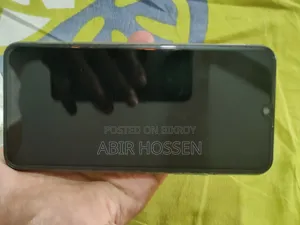 ভিভো ওয়াই ১৭ ২৫৬ জিবি ব্লু