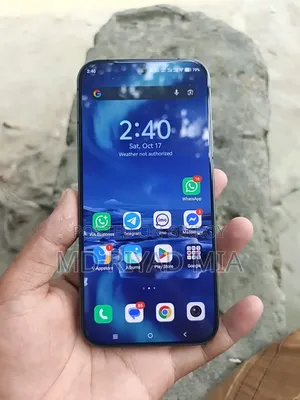 New iQOO 8 GB Black