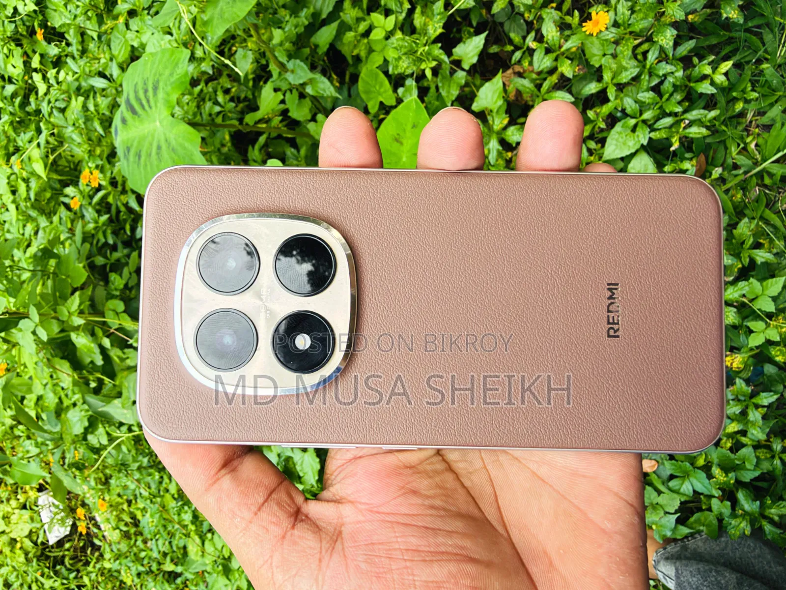 নতুন শাওমি রেডমি নোট ১৫ প্রো প্লাস ২৫৬ জিবি লাল