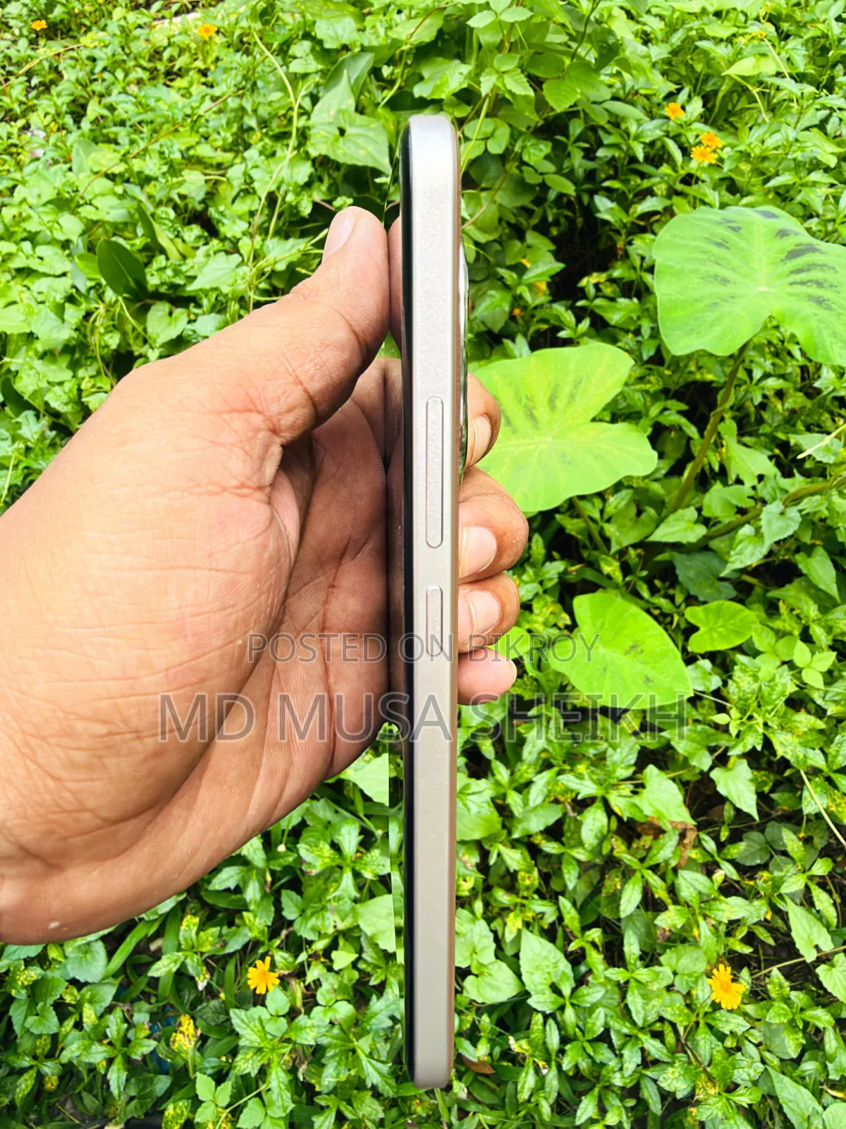 নতুন শাওমি রেডমি নোট ১৫ প্রো প্লাস ২৫৬ জিবি লাল