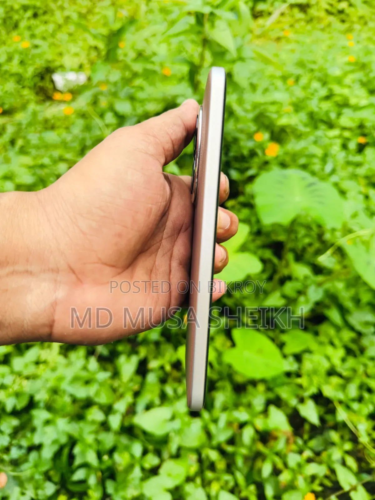 নতুন শাওমি রেডমি নোট ১৫ প্রো প্লাস ২৫৬ জিবি লাল