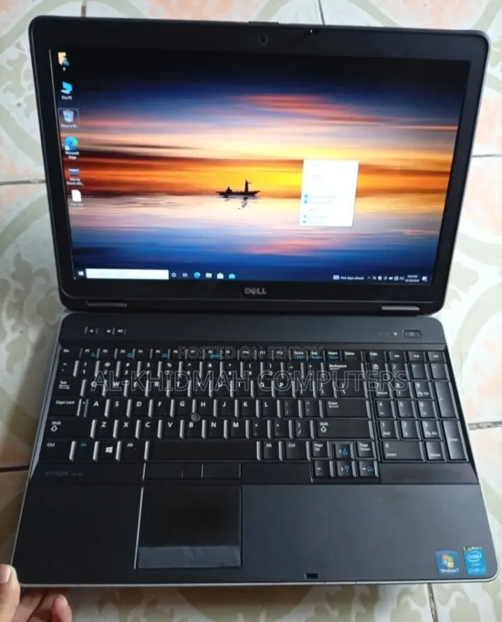 Laptop Dell 8GB Intel Core i7 SSD 128GB