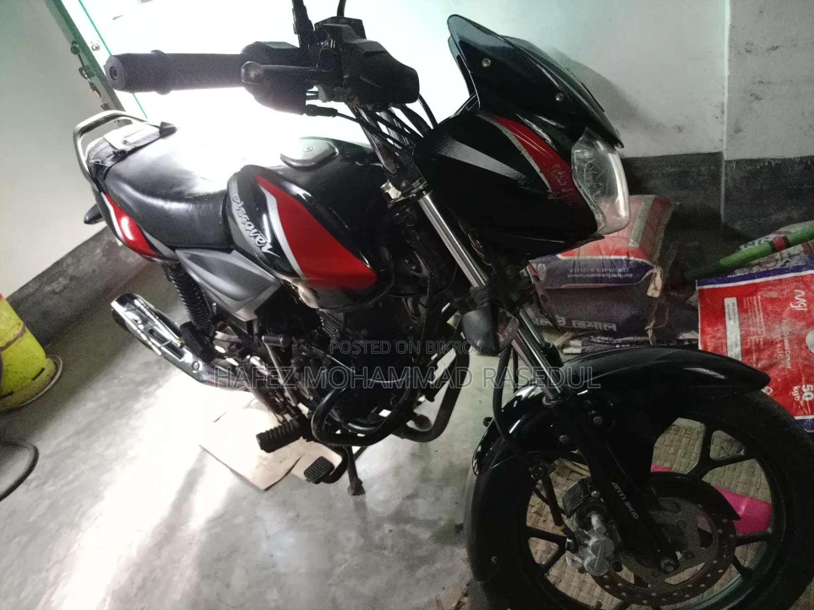 Bajaj Discover 110 2020 Black