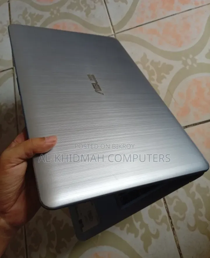ল্যাপটপ আসুস ৪জিবি এএমডি এইচডিডি ৫০০জিবি