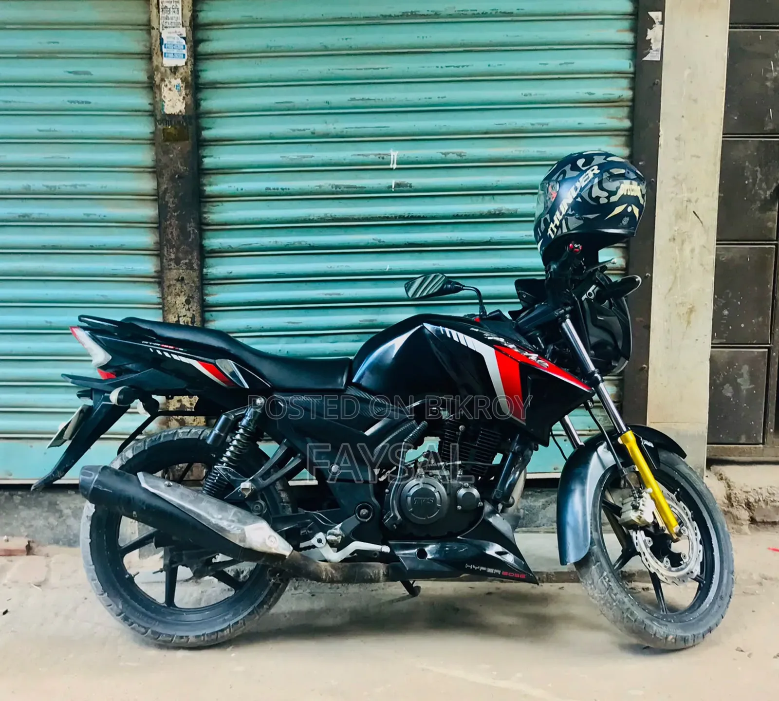 টিভিএস আপাচে আরটিআর ১৬০ টুভি ২০১৮ ব্ল্যাক