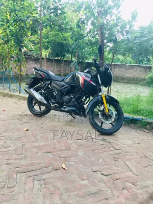 টিভিএস আপাচে আরটিআর ১৬০ টুভি ২০১৮ ব্ল্যাক