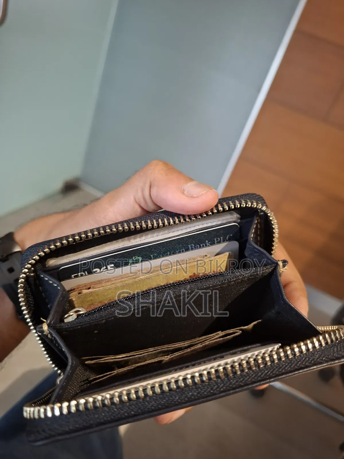 Exclusive Zipper Wallet. Navy