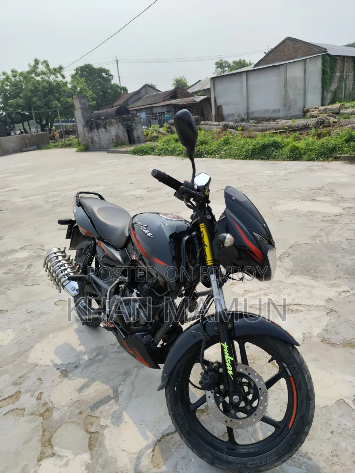 New Bajaj Pulsar 150 2020 Black