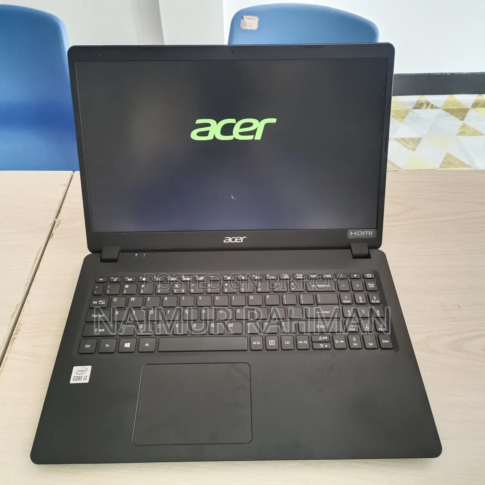 Laptop Acer Aspire 3 4GB AMD Ryzen 3 HDD+SSD 700GB