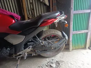 ইয়ামাহা এফজেডএস ভি৩ ২০২২ লাল