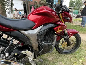 সুজুকি জিক্সার ২০২২ রেড