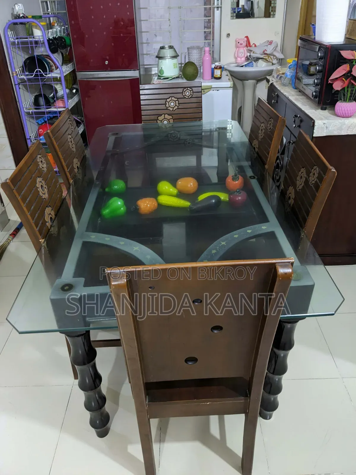 6-Seater Dining Table