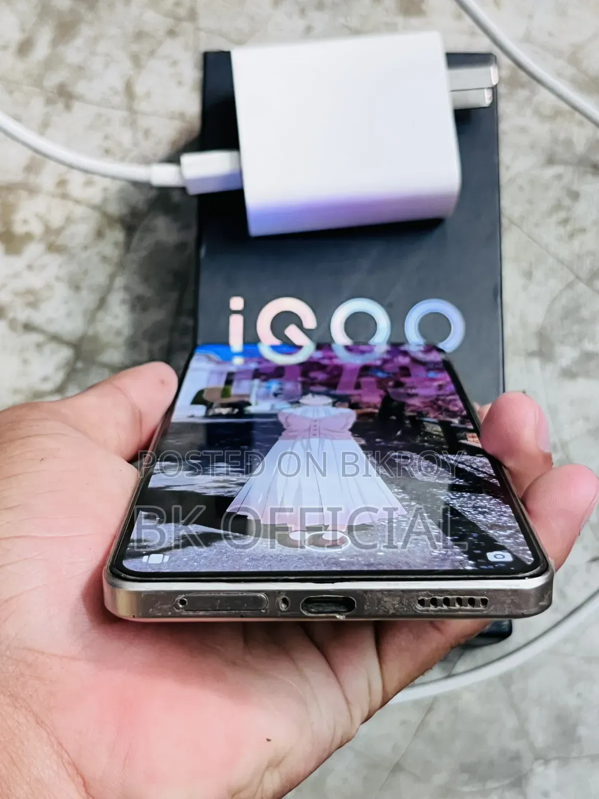 iQOO Z10 256 GB Gold