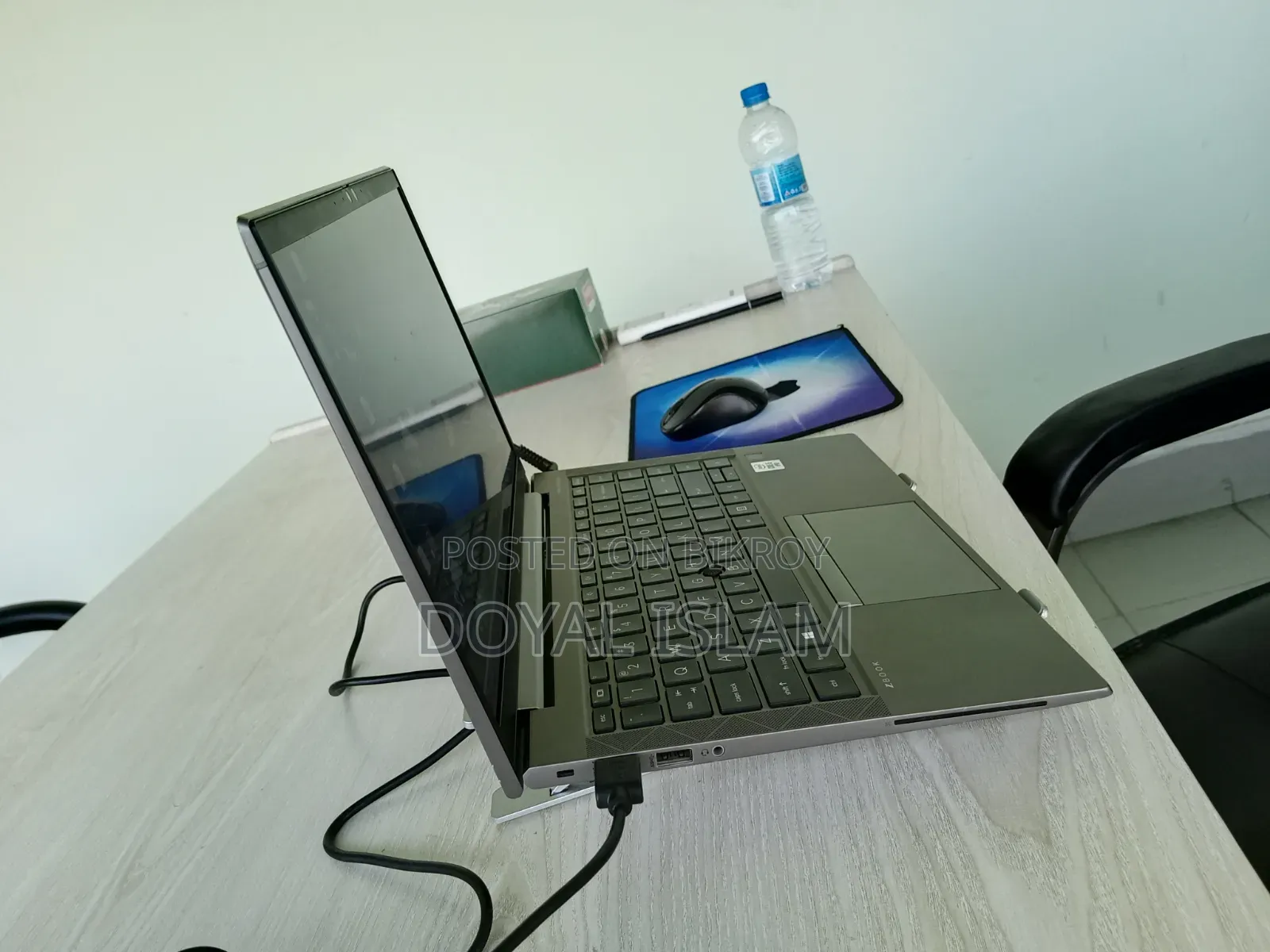 Laptop HP ZBook Firefly 14 G7 8GB Intel Core i5 SSD 512GB