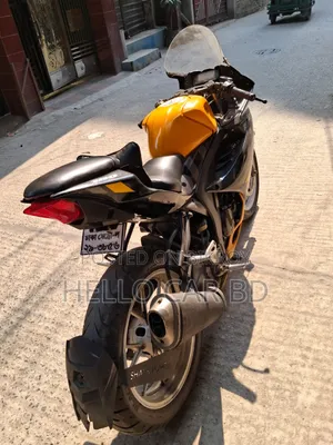 Suzuki GSX-R150 2019 Yellow