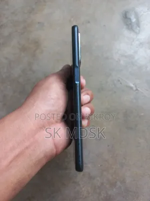 ভিভো ওয়াই১৬ ৬৪ জিবি কালো