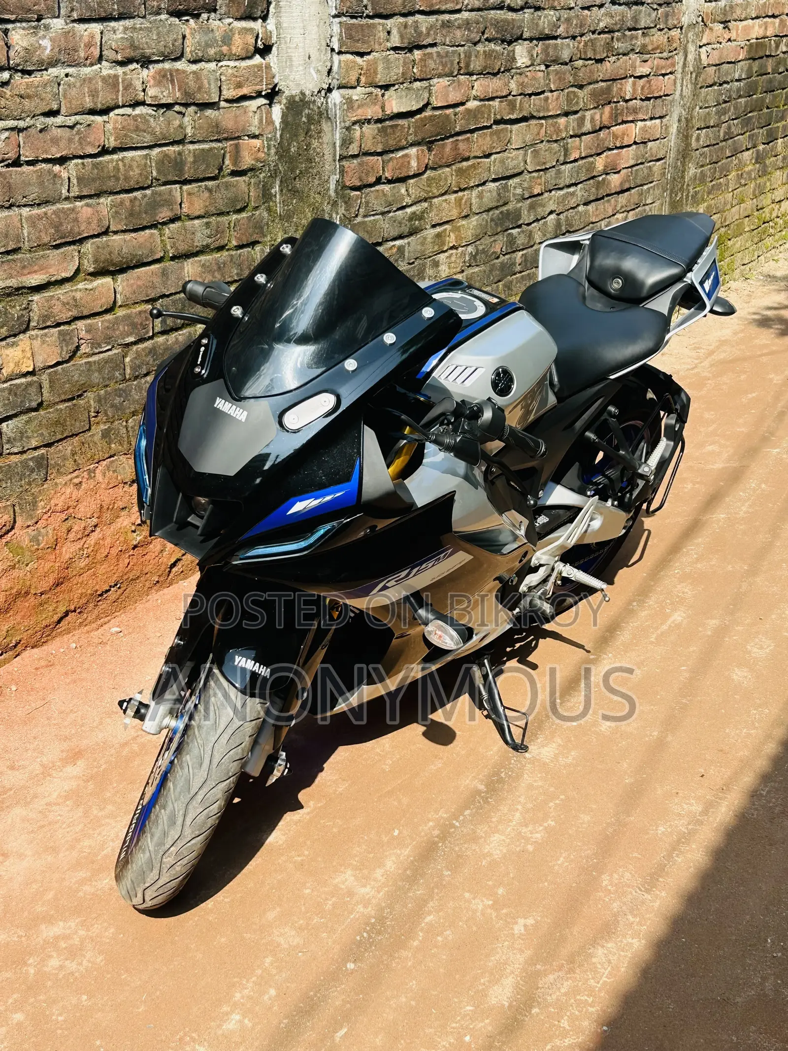 Yamaha R15M 2025 Silver