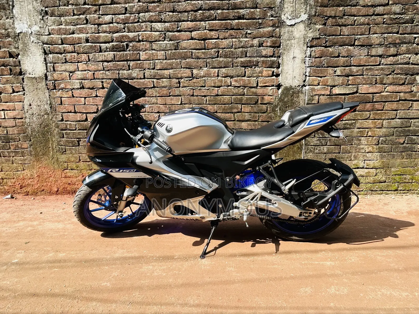 Yamaha R15M 2025 Silver